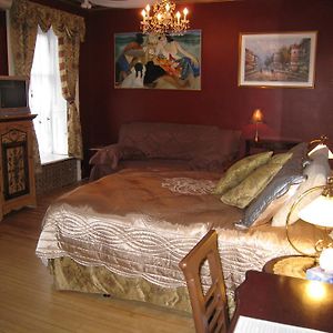 Zimmer mit Queensize-Bett